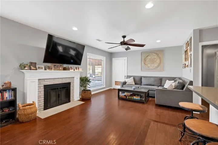 375 Vine Avenue, Upland, California 91786
