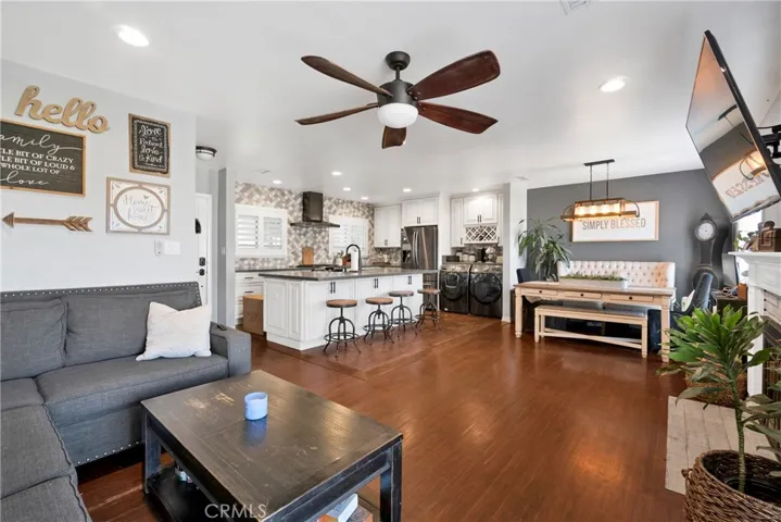 375 Vine Avenue, Upland, California 91786