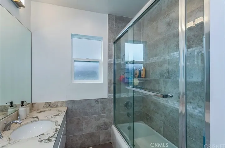 6236 Capistrano Avenue, Woodland Hills, California 91367
