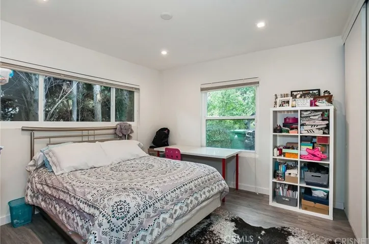 6236 Capistrano Avenue, Woodland Hills, California 91367