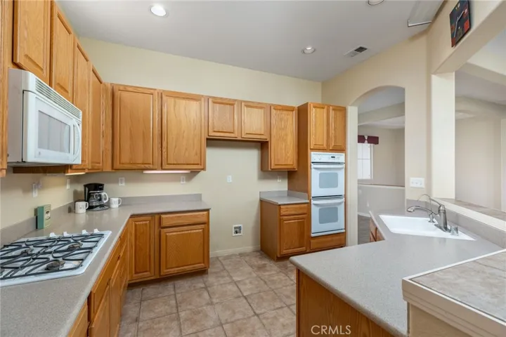 2109 Birdie Drive, Banning, California 92220