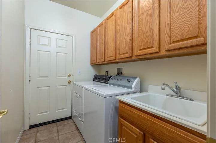 2109 Birdie Drive, Banning, California 92220