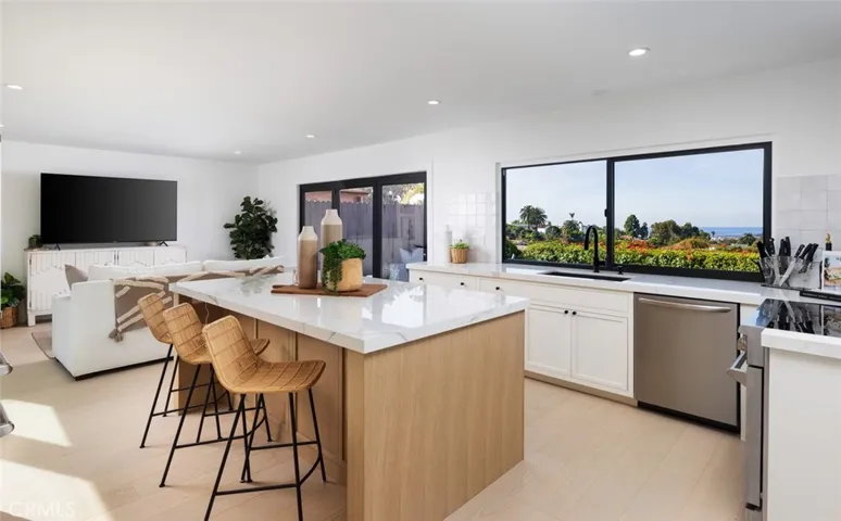 249 Calle Villario, San Clemente, California 92672