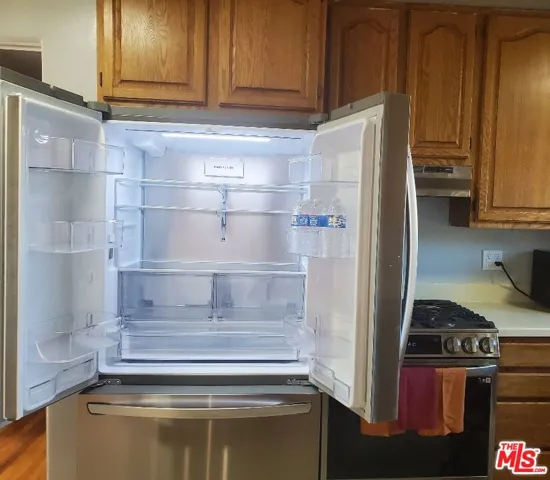 New LG Refrigerator with Bottom Freezer