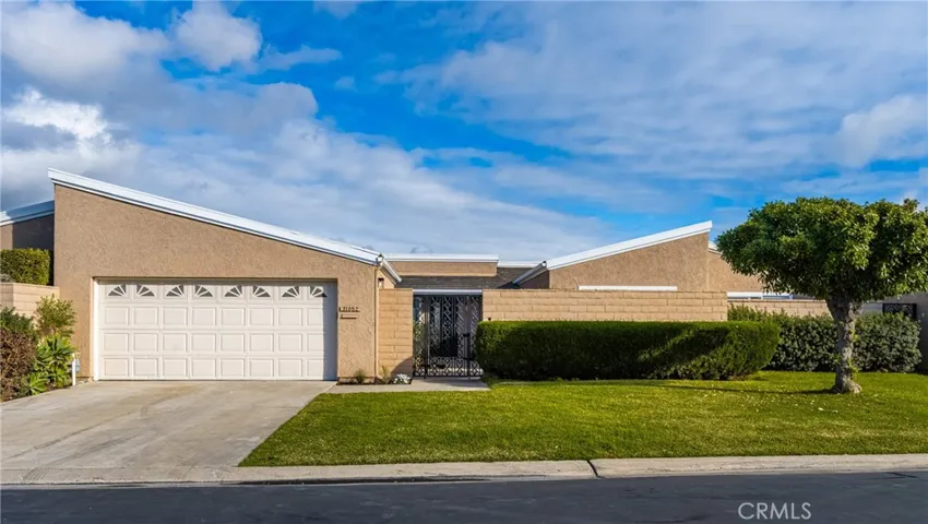 31052 Carrara Road, Laguna Niguel, California 92677