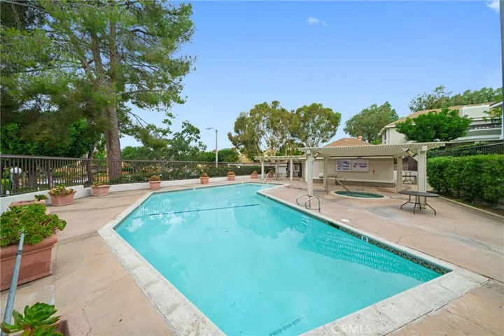 25687 Sycamore Pointe 3h, Lake Forest, California 92630