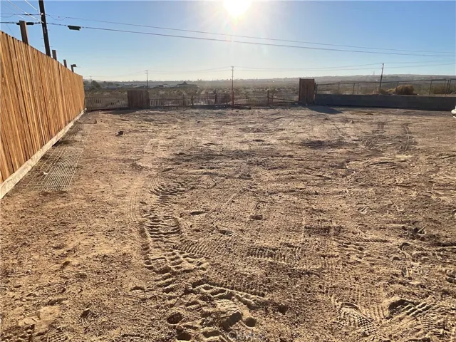2565 Perth Court, Barstow, California 92311