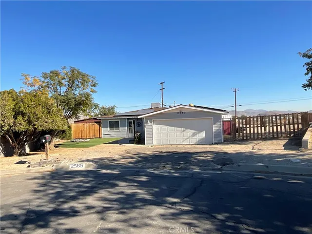 2565 Perth Court, Barstow, California 92311