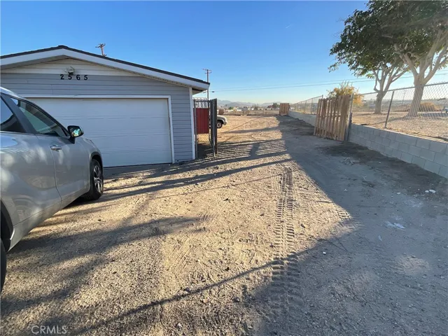 2565 Perth Court, Barstow, California 92311