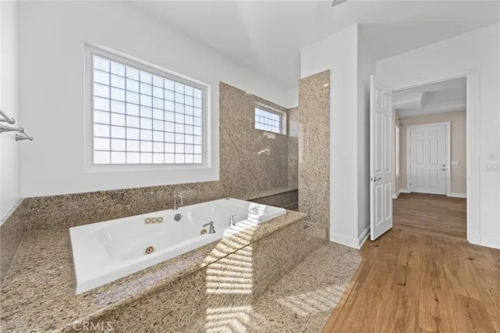 2117 Wedgemont Place, Bakersfield, California 93311