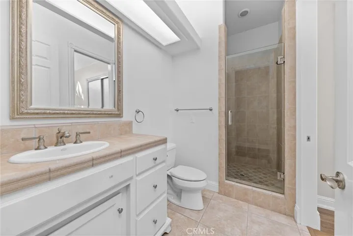 2117 Wedgemont Place, Bakersfield, California 93311