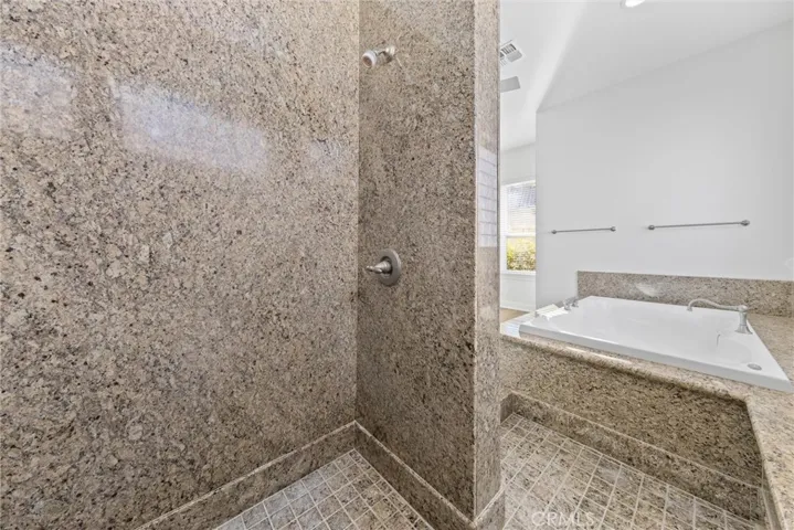 2117 Wedgemont Place, Bakersfield, California 93311