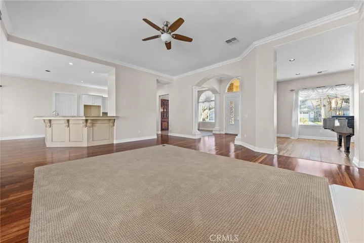 2117 Wedgemont Place, Bakersfield, California 93311