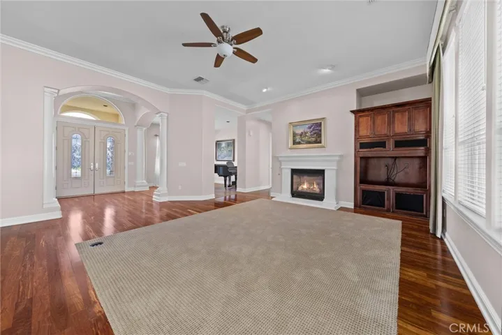 2117 Wedgemont Place, Bakersfield, California 93311