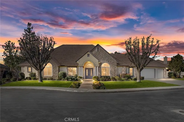2117 Wedgemont Place, Bakersfield, California 93311