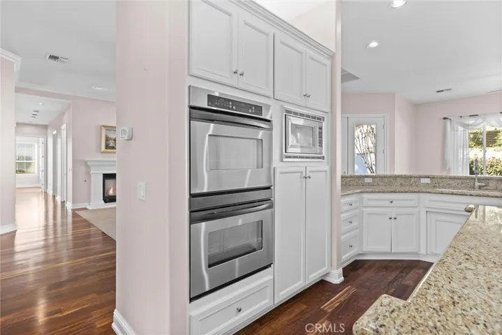 2117 Wedgemont Place, Bakersfield, California 93311