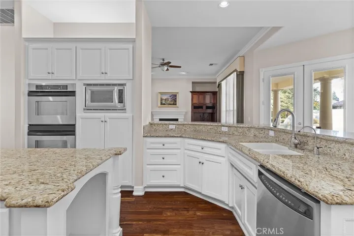 2117 Wedgemont Place, Bakersfield, California 93311