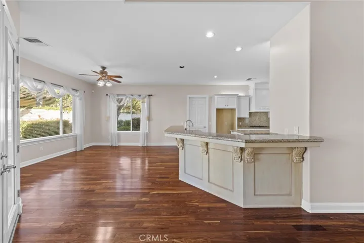 2117 Wedgemont Place, Bakersfield, California 93311