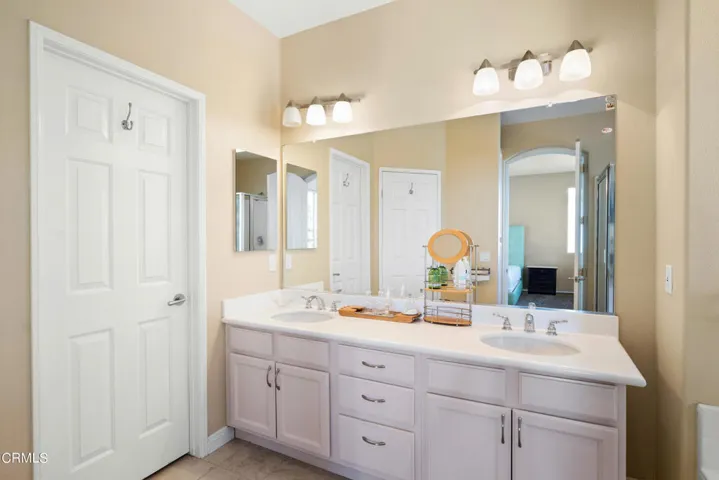 1346 Cachuma Ave MLS-27