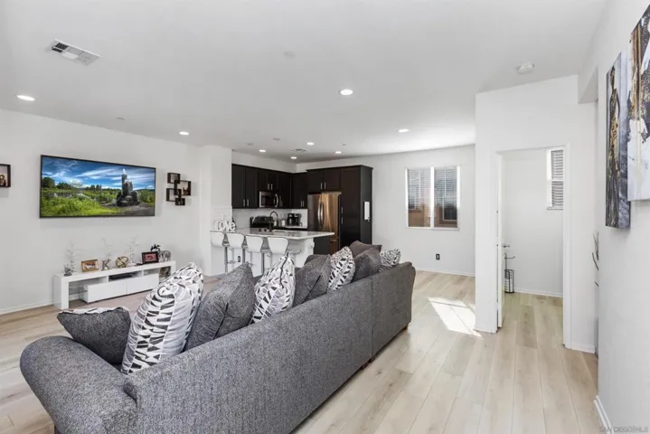 5474 San Alejandro, San Diego, California 92154