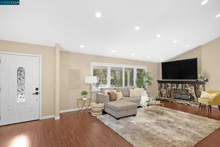 5315 Olive Dr, Concord, California 94521