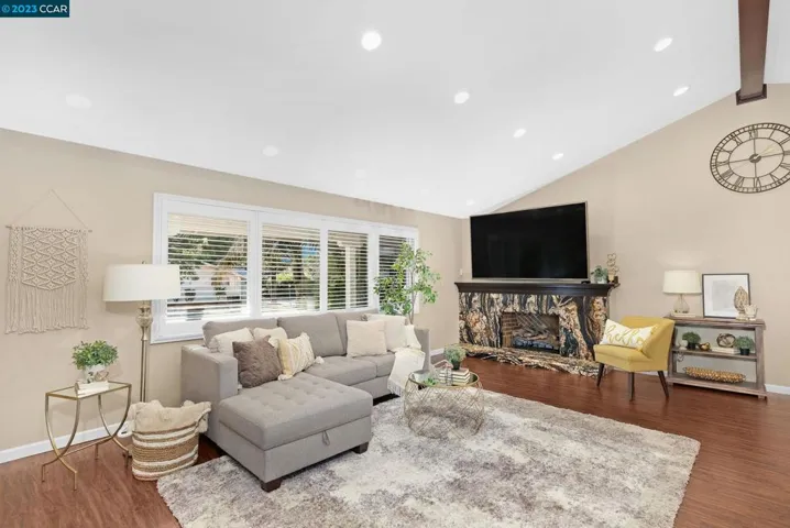 5315 Olive Dr, Concord, California 94521