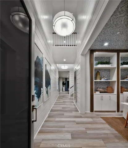 Entry: Merle Prairie Inspired - Skylar Collection
Photo(s) of Model home.  Not actual home for sale.
