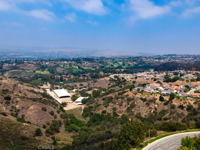 806 S Amber Lane, Anaheim Hills, California 92807