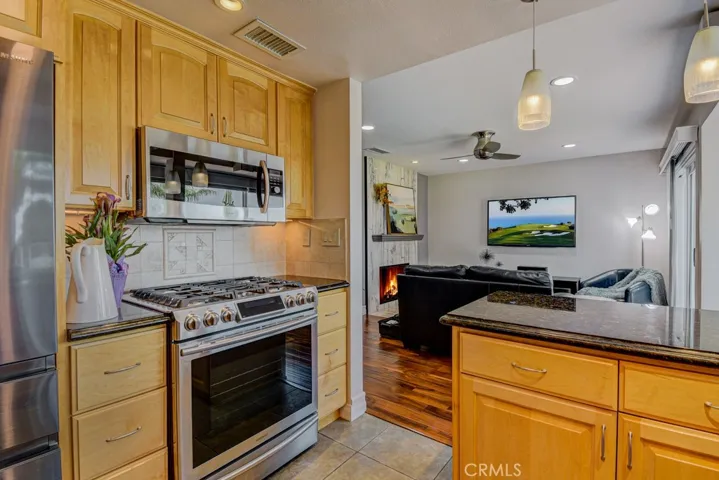 806 S Amber Lane, Anaheim Hills, California 92807