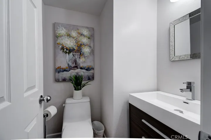 1st floor powder room / half bathroom bathroom