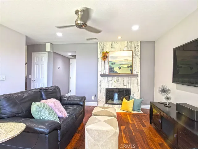 806 S Amber Lane, Anaheim Hills, California 92807