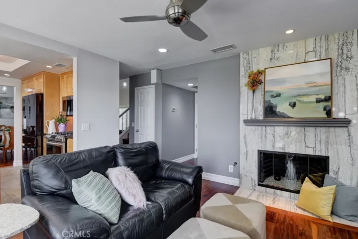 806 S Amber Lane, Anaheim Hills, California 92807