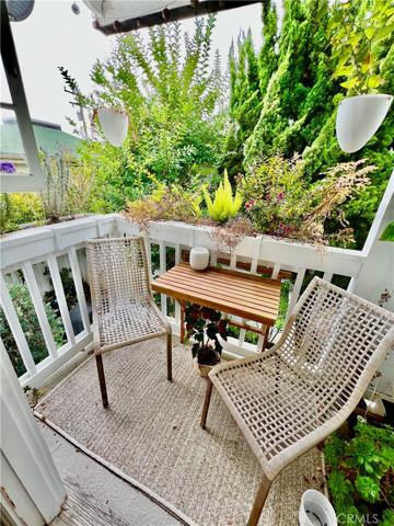 453 Cypress Drive Unit B, Laguna Beach, California 92651