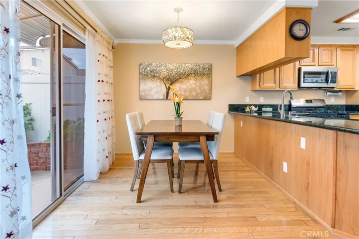 Informal Dinning Nook