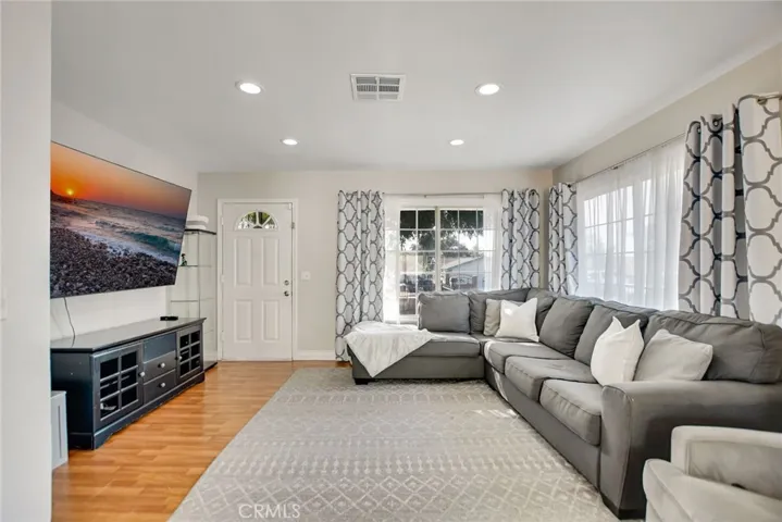 5319 35th Street, Riverside, California 92509