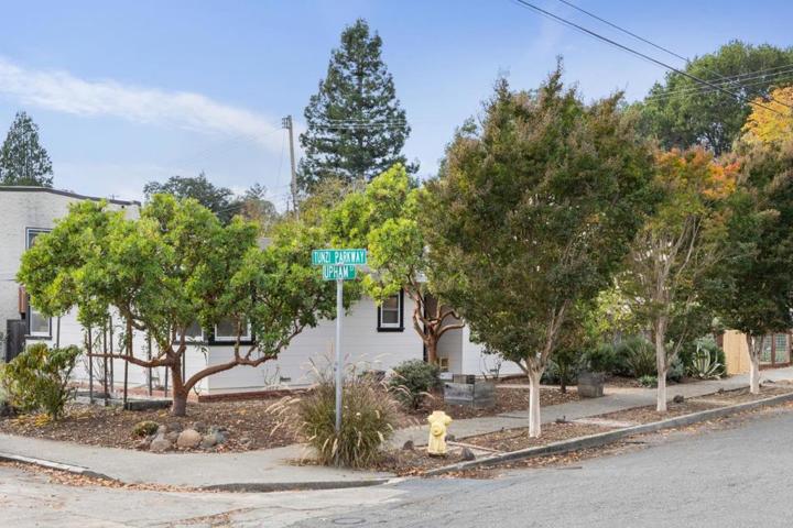 501 Upham Street, Petaluma, California 94952
