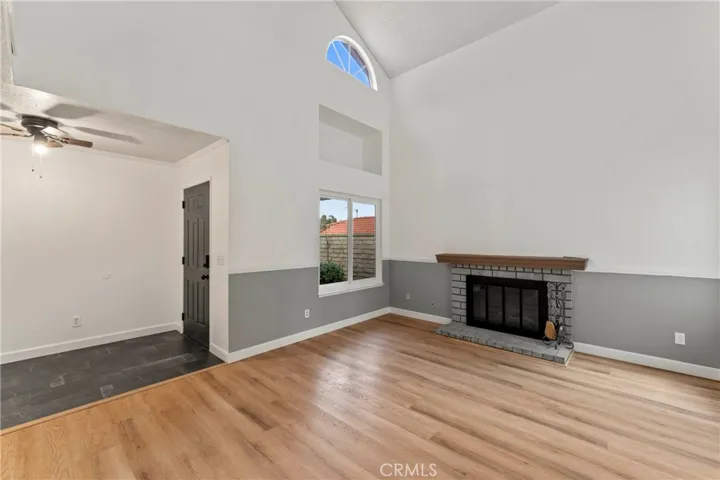 28159 Hot Springs Avenue, Canyon Country, California 91351
