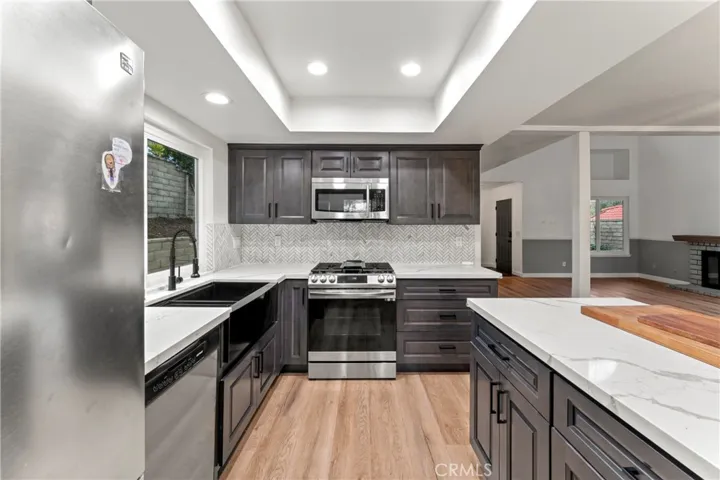 28159 Hot Springs Avenue, Canyon Country, California 91351
