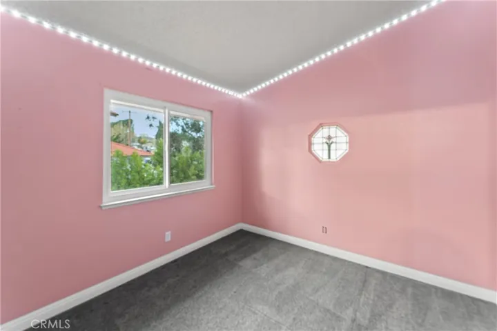 28159 Hot Springs Avenue, Canyon Country, California 91351