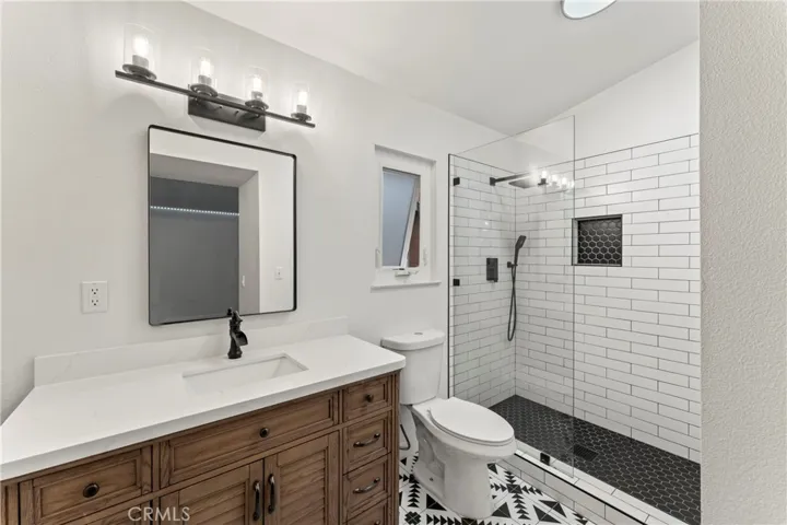 28159 Hot Springs Avenue, Canyon Country, California 91351