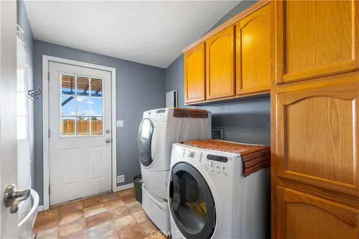 7843 W Avenue F, Lancaster, California 93536