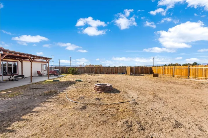 7843 W Avenue F, Lancaster, California 93536