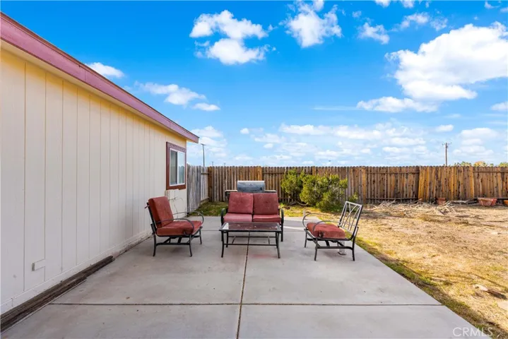 7843 W Avenue F, Lancaster, California 93536