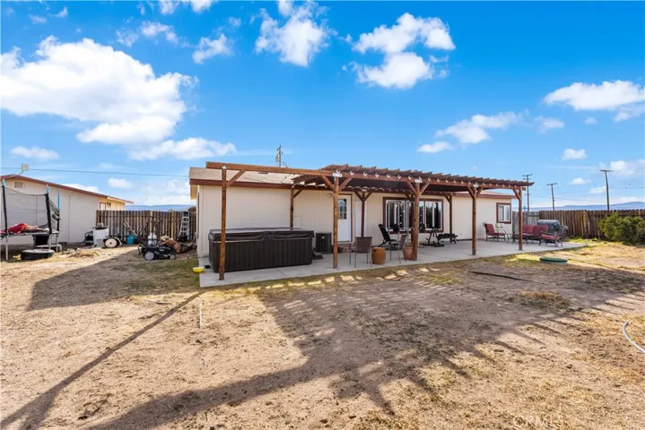 7843 W Avenue F, Lancaster, California 93536