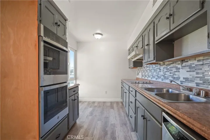 8131 Canby Avenue 1, Reseda, California 91335