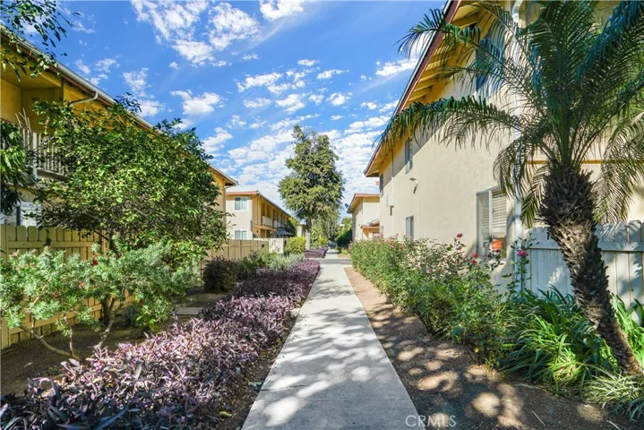 8131 Canby Avenue 1, Reseda, California 91335