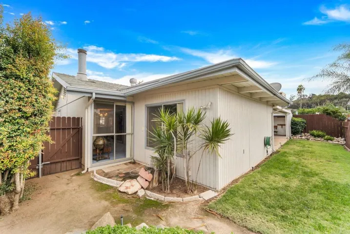 954 Cosmo Avenue, El Cajon, California 92019