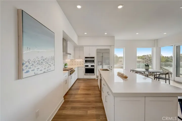 Premium Stainless-steel appliances featuring modern convenience and technology from GE Monogram.