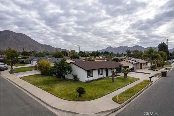 12553 Reed Avenue, Grand Terrace, California 92313