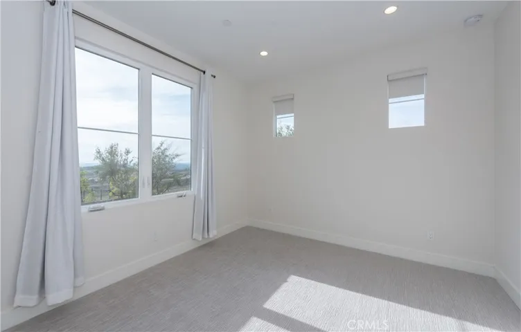106 Winnett, Irvine, California 92602